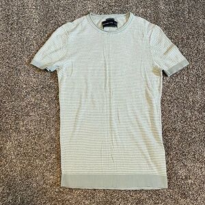 Abercrombie and Fitch Women’s Featherweight Sweaterknit Shirt